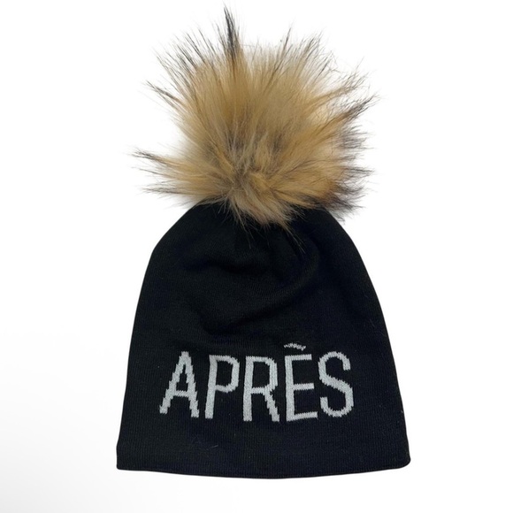 CK Bradley Après Black Knit Beanie Detachable Faux Fur Pom OS